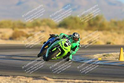 media/Nov-17-2024-CVMA (Sun) [[1fec520723]]/Race 18-Supersport Middleweight/